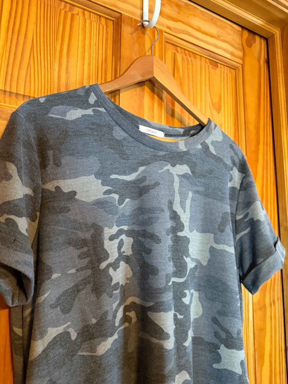 Cherish Women's Midi Tee Dress in Gray Camo - Picture 4 of 8